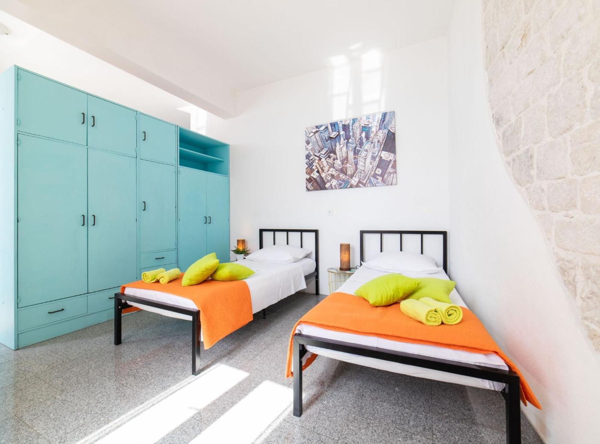 Seafront Villa With Furnished Sun Terrace, Close To The Beach Kaštela Kültér fotó